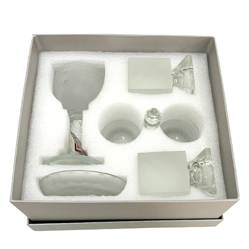 סט גביע קידוש + פמוטים + מלחייה מקריסטל מט