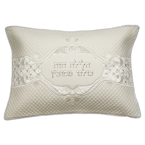 כרית הסבה מהודרת דמוי עור עם רקמה ואותיות בולטות כסף 50X72 ס"מ אריזת פיויסי